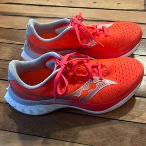 Saucony endorphin speed